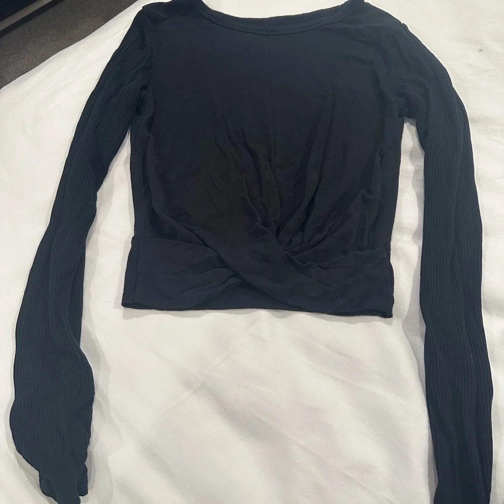 Alo Yoga Cover Long Sleeve Top / size small / black - Picture 2 of 3